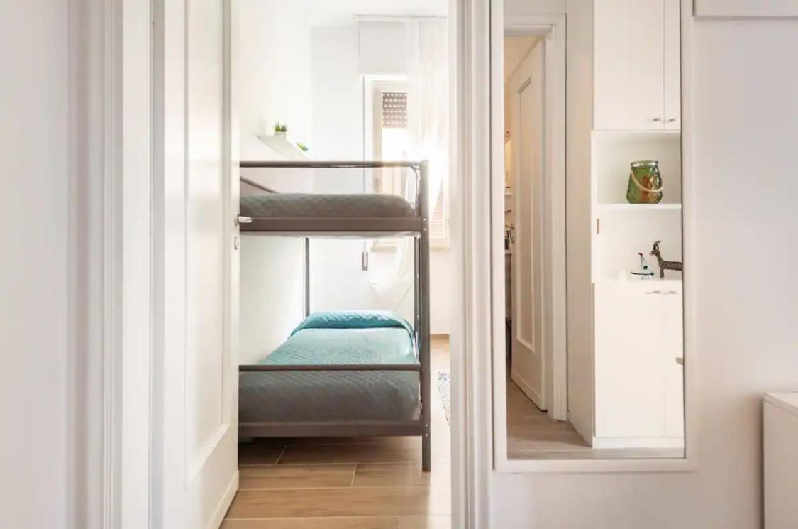 Seaside Apt Private Parking And Near The Beach Виареджо Екстериор снимка