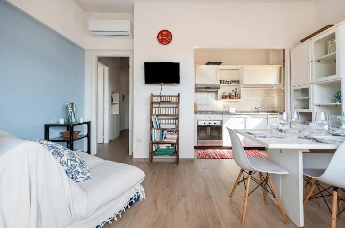 Seaside Apt Private Parking And Near The Beach Виареджо Екстериор снимка
